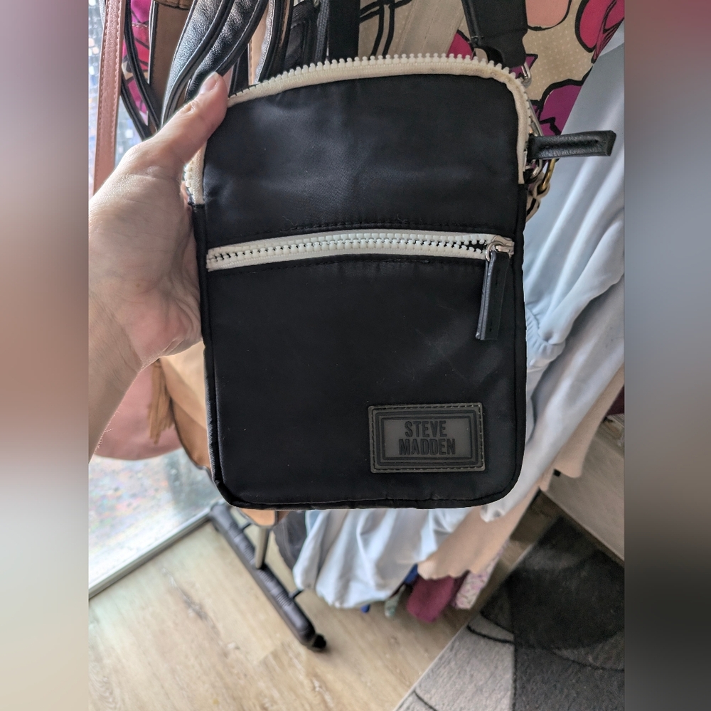 Steve Madden Black Nylon Crossbody Pouch with White Zippers